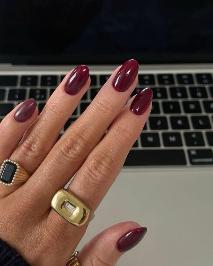 Wine Oval Nails